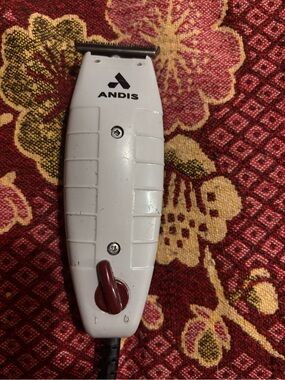 Andis White Corded T-Blade Trimmer with Maroon Switch